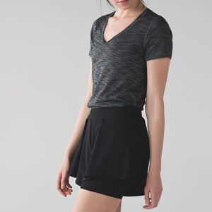 Lululemon Cruiser Shorts (Skort) in Black Warpstreme (HARD TO FIND!) Size 4
